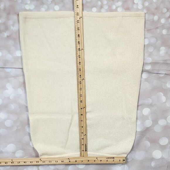 Lew Magram 2 PC Creme Lambswool/Angora/Nylon Blend Skirt Set, Women's Medium - Picture 9 of 12